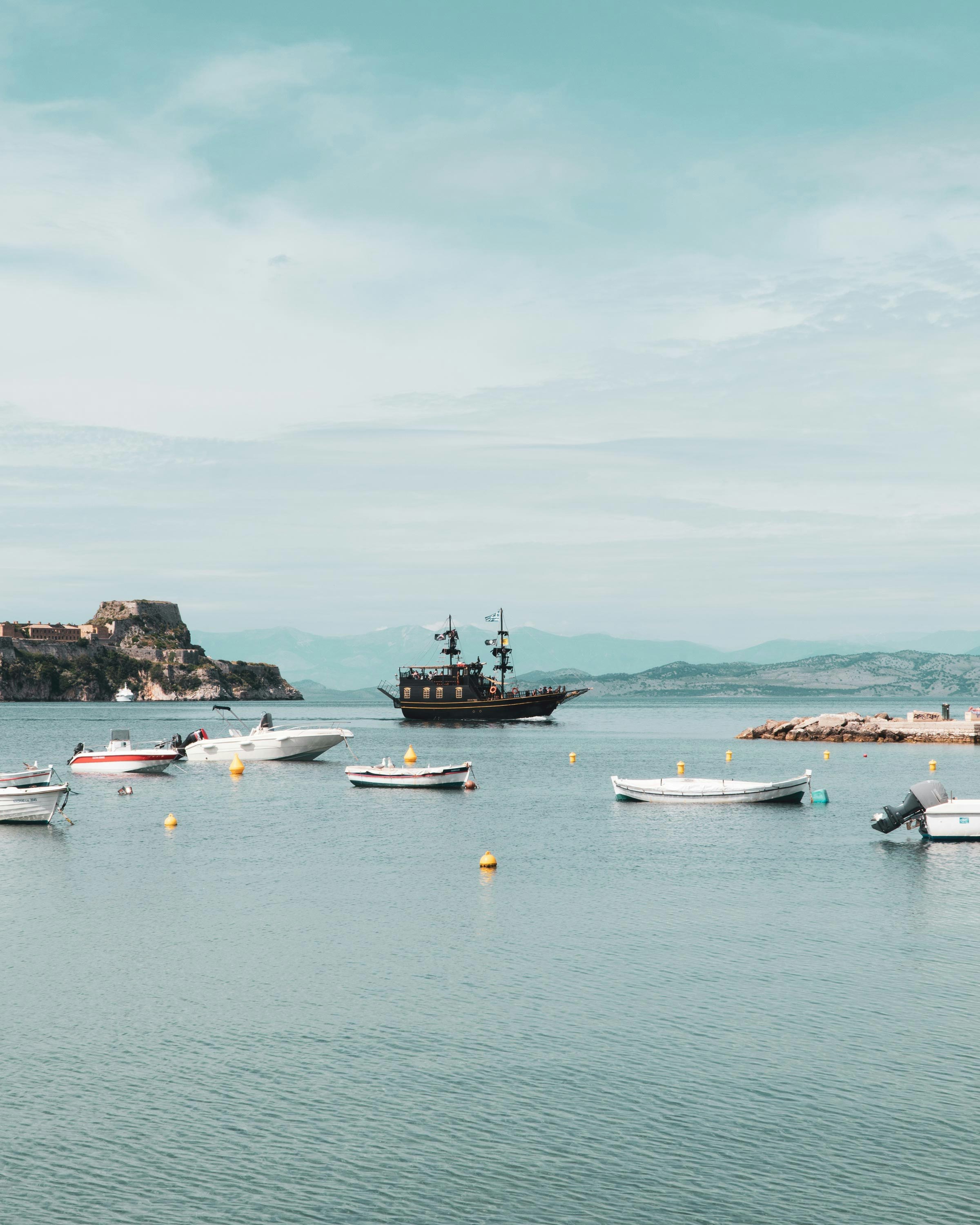 powerboats in sea